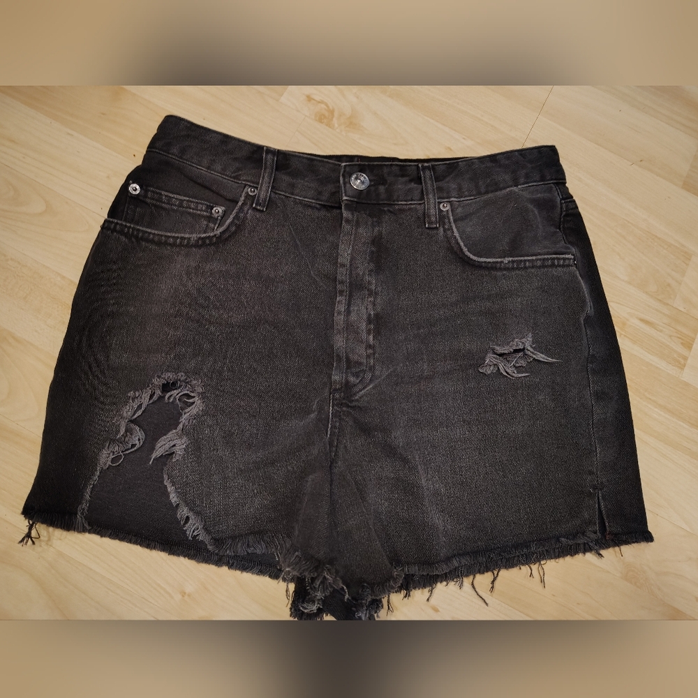 BDG Urban Outfitters Black Denim Surf Short Size 30